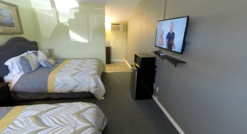 קספר Rodeway Inn מראה חיצוני תמונה